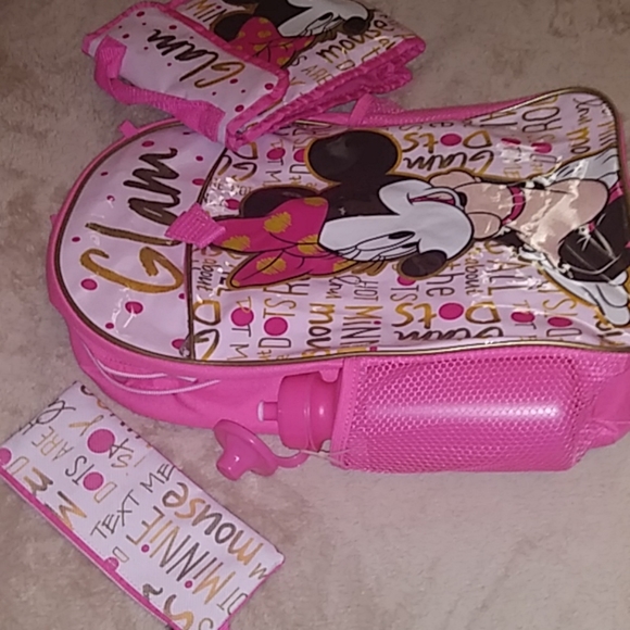 Disney Minnie Mouse 4 piece backpack and lunch set - Picture 3 of 5